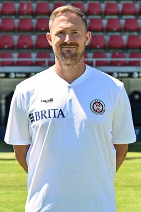 08 07 2022, xjhx, football 3 league, SV Wehen Wiesbaden photo appointment season 2022 23 emspor, v l athletics coach Sebastian Wagener DFL DFB REGULATES PROHIBIT ANY USE OF PHOTOGRAPHS as IMAGE SEQUENCES and or QUASI VIDEO Wiesbaden