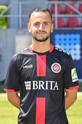 08 07 2022, xjhx, football 3 league, SV Wehen Wiesbaden photo appointment season 2022 23 emspor, v l Mehmet Kurt SV Wehen Wiesbaden DFL DFB REGULATES PROHIBIT ANY USE OF PHOTOGRAPHS as IMAGE SEQUENCES and or QUASI VIDEO Wiesbaden
