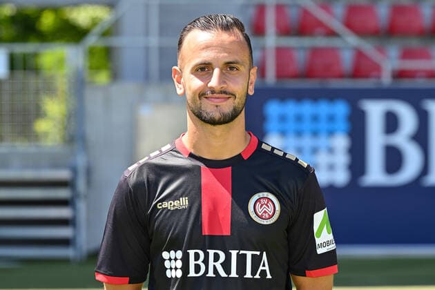08 07 2022, xjhx, football 3 league, SV Wehen Wiesbaden photo appointment season 2022 23 emspor, v l Mehmet Kurt SV Wehen Wiesbaden DFL DFB REGULATES PROHIBIT ANY USE OF PHOTOGRAPHS as IMAGE SEQUENCES and or QUASI VIDEO Wiesbaden