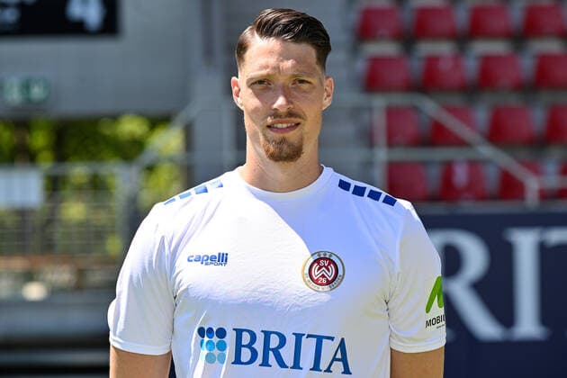 08 07 2022, xjhx, football 3 league, SV Wehen Wiesbaden photo appointment season 2022 23 emspor, v l Florian Stritzel SV Wehen Wiesbaden DFL DFB REGULATES PROHIBIT ANY USE OF PHOTOGRAPHS as IMAGE SEQUENCES and or QUASI VIDEO Wiesbaden