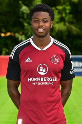 06 07 2022 1 FC Nürnberg FCN Club U23 Regionalliga Saison 2022 2023 Fototermin Porträttermin Pressterminin Präsentation Einzelbild Einzelelfoto Portrait Kopfbild Bryang Kayo 1 FC Nürnberg II Einzelbild Einzelelfoto Portrait Kopfbild