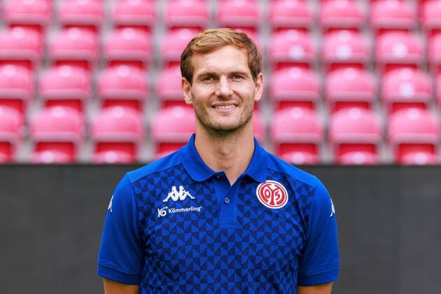 Mainz, MEWA Arena, 11 07 2022, team photo 1 Bundesliga 1 FSV Mainz 05, Jonas Grünewald Deputy Head of Performance