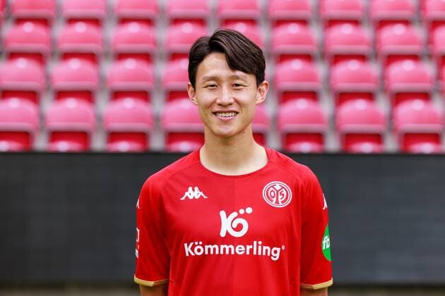 Mainz, MEWA Arena, 11 07 2022, team photo 1 Bundesliga 1 FSV Mainz 05, Jae sung Lee 7