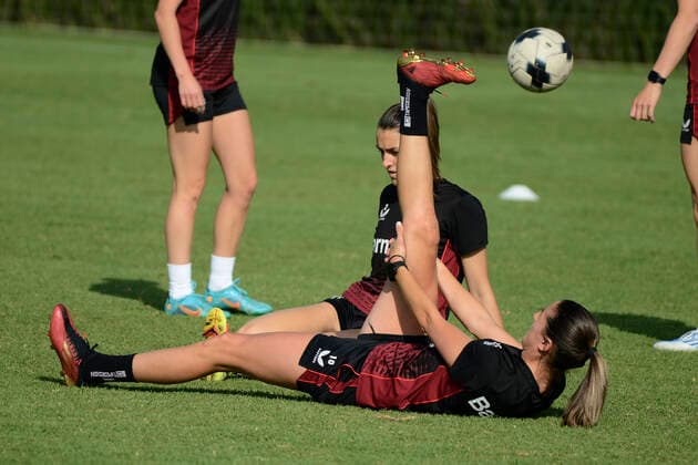 Fußball, Frauen, Bayer Leverkusen Training in Mexiko July 12, 2022, Mexico City, Mexico City, Mexico: July 12, 2022, Mexico City, Mexico: Milena NikoliÄ¡ of the Women s Bayer Leverkusen team during a training before the match between America and Bayer Leverkusen as part of 100 years of Bayer in Mexico. on July 12, 2022 in Mexico City, Mexico. Mexico City Mexico - ZUMAe321 0162807015st Copyright: xCarlosxTischlerx xEyepixxGroupx
