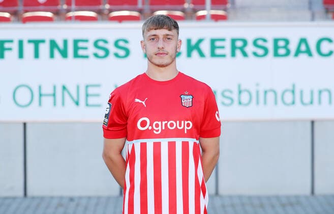 Teampraesentation Zwickau 12 07 2021 Noel Eichinger 11, Zwickau FSV Zwickau 3 Liga, Porträttermin 2022 2023 , Zwickau, 12 07 2021, GGZ Arena Zwickau, Football ,