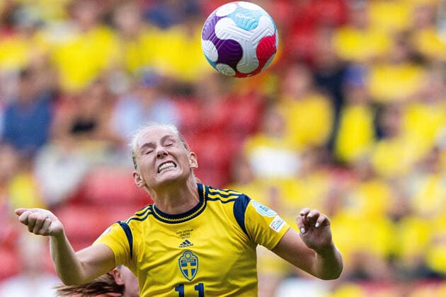 220713 Stina Blackstenius of Sweden during the UEFA Women s Euro 2022 group stage match between Sweden and Switzerland on July 13, 2022 in Sheffield Photo Ludvig Thunman BILDBYRAN kod LT LT0371 fotboll football soccer fotball fotbolls em europamästerskap em uefa womens euro sverige sweden switzerland schweiz dam bbeng international,  Copyright: LUDVIGxTHUNMAN BB220713LT102