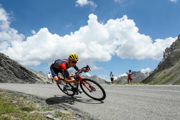British Tom Pidcock of Ineos Grenadiers pictured in action during stage twelve of the Tour de France cycling race, a 166km race from Briancon to Alpe d Huez, France, on Thursday 14 July 2022. This year s Tour de France takes place from 01 to 24 July 2022. - UK OUT DAVIDxPINTENS  x37443984x
