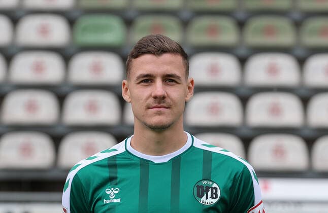 Marius Hauptmann VfB Luebeck RL Nord, portrait date 2022 2023