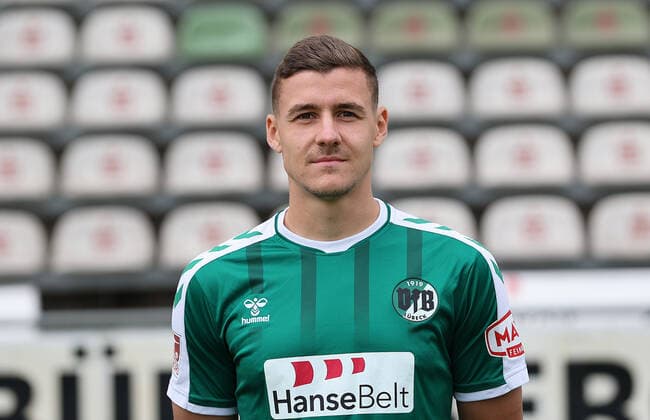 Marius Hauptmann VfB Luebeck RL Nord, portrait date 2022 2023