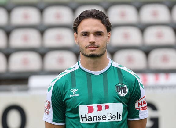 Robin Koelle VfB Luebeck , RL Nord, Portraettermin 2022 2023