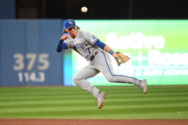 July 14, 2022, Toronto, ON, Canada: Kansas City Royals shortstop Bobby Witt Jr throws to first base too late to put out Toronto Blue Jays centre fielder George Springer in fifth inning American League baseball action in Toronto, Sunday, July 3, 2022. Bobby Whit Jr  - ZUMAc35_ 20220714_zaf_c35_081 Copyright: xJonxBlackerx
