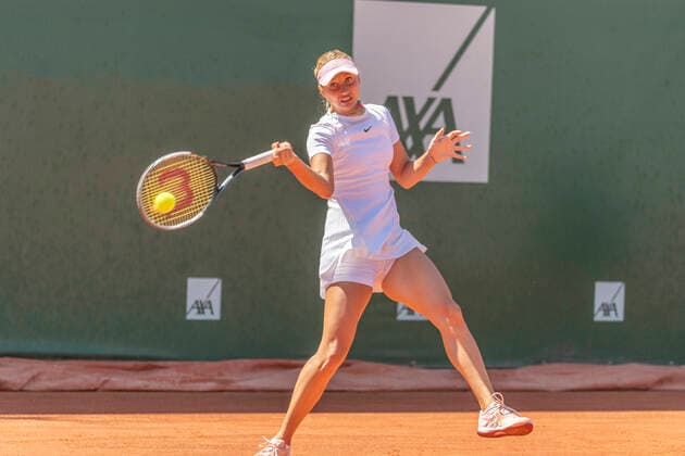 Switzerland: Quarter-final of the Lausanne 2022 WTA, Tennis Damen 250 tennis tournament Lausanne Switzerland, 07 15 2022: Anastasia Potapova of Russia is in action during Lausanne 2022 tennis tournament WTA 250 Lausanne Canton of Vaud Switzerland Copyright: EricxDubost
