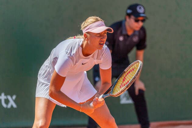 Switzerland: Quarter-final of the Lausanne 2022 WTA, Tennis Damen 250 tennis tournament Lausanne Switzerland, 07 15 2022: Anastasia Potapova of Russia is in action during Lausanne 2022 tennis tournament WTA 250 Lausanne Canton of Vaud Switzerland Copyright: EricxDubost