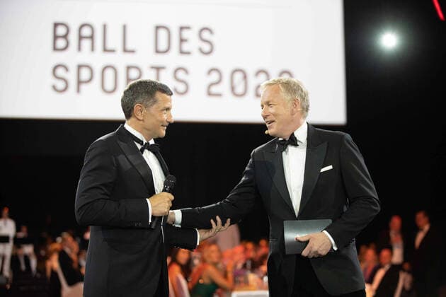 Bilder des Jahres 2022, Sport 07 Juli Sport Bilder des Tages v.l. Thomas BERLEMANN, Vorstandsvorsitzender Stiftung Deutsche Sporthilfe, Johannes B. KERNER, Moderator Poolfoto! Ball des Sports am 16.07.2022 in Wiesbaden *** f l Thomas BERLEMANN, Chairman of the Board Stiftung Deutsche Sporthilfe, Johannes B KERNER, Presenter Poolfoto Ball des Sports on 16 07 2022 in Wiesbaden