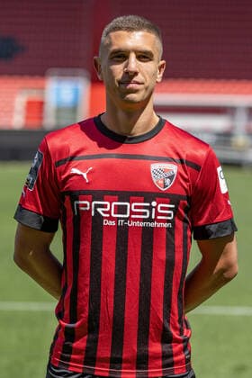 Nikola Stevanovic 15, FCI FC Ingolstadt 04 3 Liga, Porträttermin 2022 2023, 3 Liga FC Ingolstadt 04 season 2022 2023