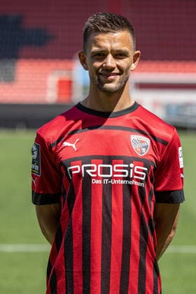 Visar Musliu 16, FCI FC Ingolstadt 04 3 Liga, Porträttermin 2022 2023, 3 Liga FC Ingolstadt 04 season 2022 2023