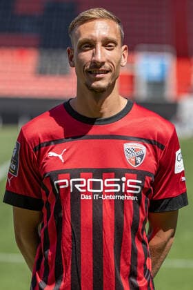 Tobias Schröck 21, FCI captain FC Ingolstadt 04 3 Liga, porträttermin 2022 2023, 3 Liga FC Ingolstadt 04 season 2022 2023