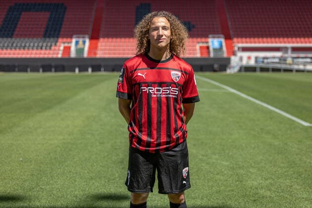Tim Civeja 8, FCI FC Ingolstadt 04 3 Liga, Porträttermin 2022 2023, 3 Liga FC Ingolstadt 04 season 2022 2023