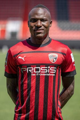 Moussa Doumbouya 27, FCI FC Ingolstadt 04 3 Liga, Porträttermin 2022 2023, 3 Liga FC Ingolstadt 04 season 2022 2023