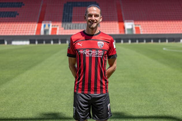 Valmir Sulejmani 7, FCI FC Ingolstadt 04 3 Liga, Porträttermin 2022 2023, 3 Liga FC Ingolstadt 04 season 2022 2023