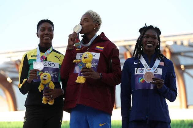 Athletics, World Championships in Eugene, Womens Triple Jump, Award Ceremony