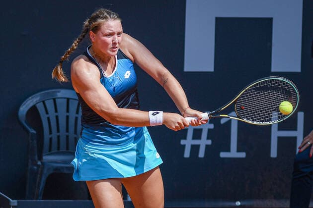 Jule Niemeier GER 19 07 2022 ¢ Tennis ¢ HAMBURG EUROPEAN OPEN 2022 ¢ ATP 500 u WTA 250, , Stadion am Rothenbaum, Hamburg, Copyright: xPeterxEppingerx