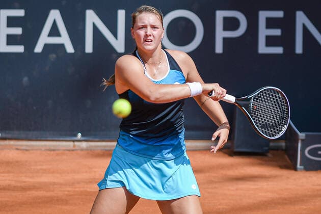 Jule Niemeier GER 19 07 2022 ¢ Tennis ¢ HAMBURG EUROPEAN OPEN 2022 ¢ ATP 500 u WTA 250, , Stadion am Rothenbaum, Hamburg, Copyright: xPeterxEppingerx