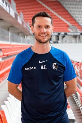 Mannschaftsartz Dr Helge Eberbach SC Freiburg, 1 Bundesliga, Portraittermin 2022 2022, 20 07 2022 DFB DFL REGULATIONS PROHIBIT ANY USE OF PHOTOGRAPHS AS IMAGE SEQUENCES AND OR QUASI VIDEO SC Freiburg, 1 Bundesliga, Portraittermin 2022 2023, 20 07 2022 Freiburg Copyright: xEibner-Pressefoto RogerxBuerkex EP_EER