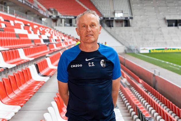Coach Christian Streich SC Freiburg, 1 Bundesliga, portrait date 2022 2022, 20 07 2022 DFB DFL REGULATIONS PROHIBIT ANY USE OF PHOTOGRAPHS AS IMAGE SEQUENCES AND OR QUASI VIDEO SC Freiburg, 1 Bundesliga, portrait date 2022 2023, 20 07 2022 Freiburg Copyright: xEibner-Pressefoto RogerxBuerkex EP_EER