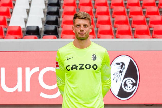 Benjamin Uphoff SC Freiburg, 01 SC Freiburg, 1 Bundesliga, Portraittermin 2022 2022, 20 07 2022 DFB DFL REGULATIONS PROHIBIT ANY USE OF PHOTOGRAPHS AS IMAGE SEQUENCES AND OR QUASI VIDEO SC Freiburg, 1 Bundesliga, Portraittermin 2022 2023, 20 07 2022 Freiburg Copyright: xEibner-Pressefoto RogerxBuerkex EP_EER