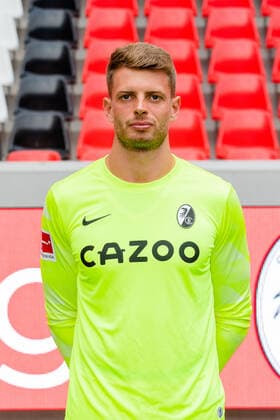 Benjamin Uphoff SC Freiburg, 01 SC Freiburg, 1 Bundesliga, Portraittermin 2022 2022, 20 07 2022 DFB DFL REGULATIONS PROHIBIT ANY USE OF PHOTOGRAPHS AS IMAGE SEQUENCES AND OR QUASI VIDEO SC Freiburg, 1 Bundesliga, Portraittermin 2022 2023, 20 07 2022 Freiburg Copyright: xEibner-Pressefoto RogerxBuerkex EP_EER