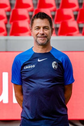 Stefan Spohn Bus driver SC Freiburg, 1 Bundesliga, Portraittermin 2022 2022, 20 07 2022 DFB DFL REGULATIONS PROHIBIT ANY USE OF PHOTOGRAPHS AS IMAGE SEQUENCES AND OR QUASI VIDEO SC Freiburg, 1 Bundesliga, Portraittermin 2022 2023, 20 07 2022 Freiburg Copyright: xEibner-Pressefoto RogerxBuerkex EP_EER