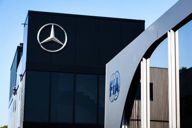 FIA, Mercedes AMG F1 Team, ambiance motorhome during the Formula 1 Lenovo Grand Prix de France, French Grand Prix 2022, 12th round of the 2022 FIA Formula One World Championship, WM, Weltmeisterschaft from July 22 to 24, 2022 on the Circuit Paul Ricard, in Le Castellet, France - F1 - FRENCH GRAND PRIX 2022 DPPI Panoramic  00122028_AV6_8273