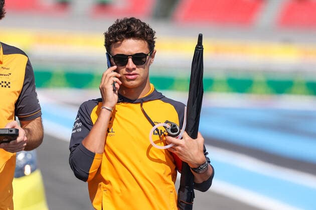 trackwalk NORRIS Lando (gbr), McLaren F1 Team MCL36, portrait during the Formula 1 Lenovo Grand Prix de France, French Grand Prix 2022, 12th round of the 2022 FIA Formula One World Championship, WM, Weltmeisterschaft from July 22 to 24, 2022 on the Circuit Paul Ricard, in Le Castellet, France - F1 - FRENCH GRAND PRIX 2022 DPPI Panoramic  00122028_AV6_8700