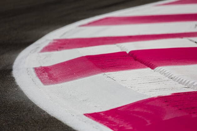 kerb, vibreur, track, piste, illustration during the Formula 1 Lenovo Grand Prix de France, French Grand Prix 2022, 12th round of the 2022 FIA Formula One World Championship, WM, Weltmeisterschaft from July 22 to 24, 2022 on the Circuit Paul Ricard, in Le Castellet, France - F1 - FRENCH GRAND PRIX 2022 DPPI Panoramic  00122028_AV6_8931