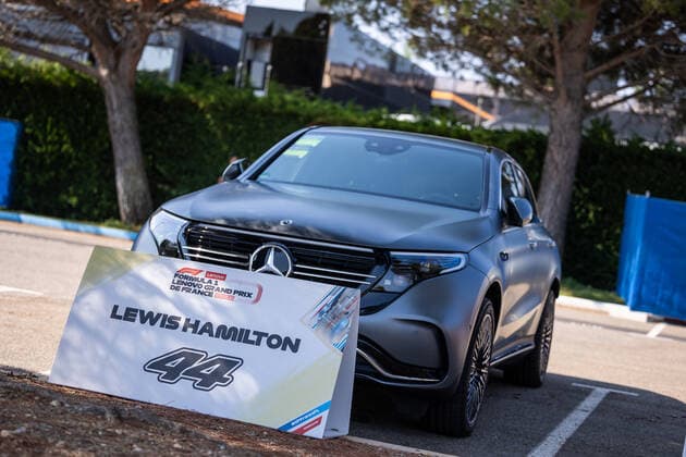 HAMILTON Lewis (gbr), Mercedes AMG F1 Team W13, portrait during the Formula 1 Lenovo Grand Prix de France, French Grand Prix 2022, 12th round of the 2022 FIA Formula One World Championship, WM, Weltmeisterschaft from July 22 to 24, 2022 on the Circuit Paul Ricard, in Le Castellet, France - F1 - FRENCH GRAND PRIX 2022 DPPI Panoramic  00122028_GH_1146