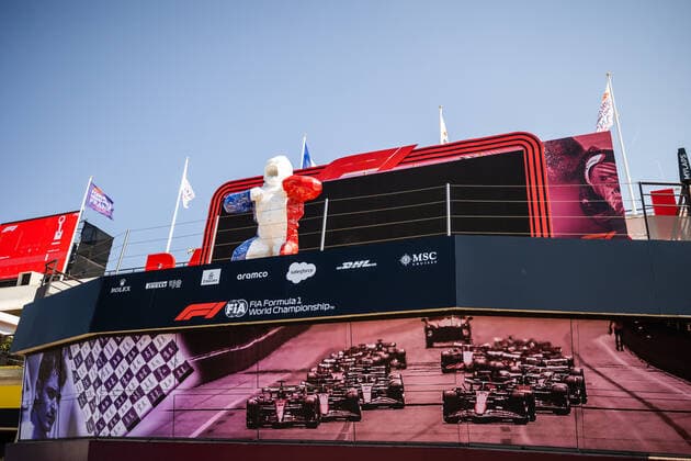 pitlane, podium during the Formula 1 Lenovo Grand Prix de France, French Grand Prix 2022, 12th round of the 2022 FIA Formula One World Championship, WM, Weltmeisterschaft from July 22 to 24, 2022 on the Circuit Paul Ricard, in Le Castellet, France - F1 - FRENCH GRAND PRIX 2022 DPPI Panoramic  00122028_GH_1511