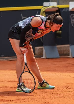 Hamburg European Open 2022 21 07 2022, Tennisanlage am Rothenbaum, Hamburg Andrea PETKOVIC GER injured already in the first set and retired accordingly in the second Â
