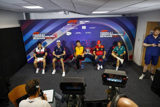 ZHOU Guanyu (chi), Alfa Romeo F1 Team ORLEN, LATIFI Nicholas (can), Williams Racing, NORRIS Lando (gbr), McLaren F1 Team, LECLERC Charles (mco), Scuderia Ferrari and VETTEL Sebastian (ger), Aston Martin F1 Team, portrait during the press conference, PK, Pressekonferenz prior to the Formula 1 Lenovo Grand Prix de France, French Grand Prix 2022, 12th round of the 2022 FIA Formula One World Championship, WM, Weltmeisterschaft from July 22 to 24, 2022 on the Circuit Paul Ricard, in Le Castellet, France - F1 - FRENCH GRAND PRIX 2022 DPPI Panoramic  _V2_4264