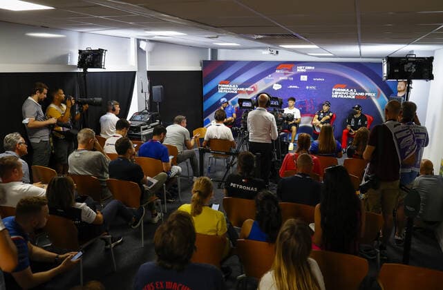 ALONSO Fernando (spa), Alpine F1 Team, SCHUMACHER Mick (ger), Haas F1 Team, GASLY Pierre (fra), Scuderia AlphaTauri, PEREZ Sergio (mex), Red Bull Racing and HAMILTON Lewis (gbr), Mercedes AMG F1 Team, portrait during the press conference, PK, Pressekonferenz prior to the Formula 1 Lenovo Grand Prix de France, French Grand Prix 2022, 12th round of the 2022 FIA Formula One World Championship, WM, Weltmeisterschaft from July 22 to 24, 2022 on the Circuit Paul Ricard, in Le Castellet, France - F1 - FRENCH GRAND PRIX 2022 DPPI Panoramic  _V2_4284