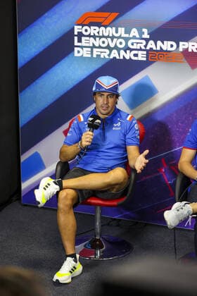 ALONSO Fernando (spa), Alpine F1 Team, portrait during the press conference, PK, Pressekonferenz prior to the Formula 1 Lenovo Grand Prix de France, French Grand Prix 2022, 12th round of the 2022 FIA Formula One World Championship, WM, Weltmeisterschaft from July 22 to 24, 2022 on the Circuit Paul Ricard, in Le Castellet, France - F1 - FRENCH GRAND PRIX 2022 DPPI Panoramic  AV6_9617