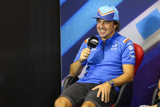 ALONSO Fernando (spa), Alpine F1 Team, portrait during the press conference, PK, Pressekonferenz prior to the Formula 1 Lenovo Grand Prix de France, French Grand Prix 2022, 12th round of the 2022 FIA Formula One World Championship, WM, Weltmeisterschaft from July 22 to 24, 2022 on the Circuit Paul Ricard, in Le Castellet, France - F1 - FRENCH GRAND PRIX 2022 DPPI Panoramic  AV6_9825