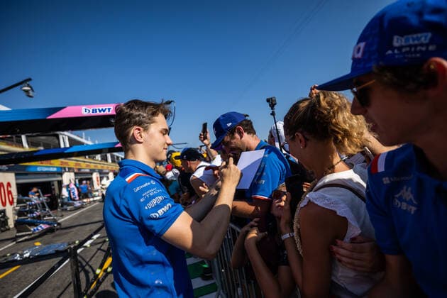 PIASTRI Oscar (aus), Reserve Driver of Alpine F1 Team, portrait during the Formula 1 Lenovo Grand Prix de France, French Grand Prix 2022, 12th round of the 2022 FIA Formula One World Championship, WM, Weltmeisterschaft from July 22 to 24, 2022 on the Circuit Paul Ricard, in Le Castellet, France - F1 - FRENCH GRAND PRIX 2022 DPPI Panoramic  00122028_GH_2236