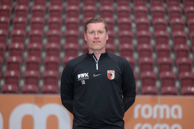 Sebastian Block Co Trainer FC Augsburg 1 BL, Porträttermin 2022 2023,