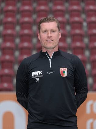 Sebastian Block Co Trainer FC Augsburg 1 BL, Porträttermin 2022 2023,
