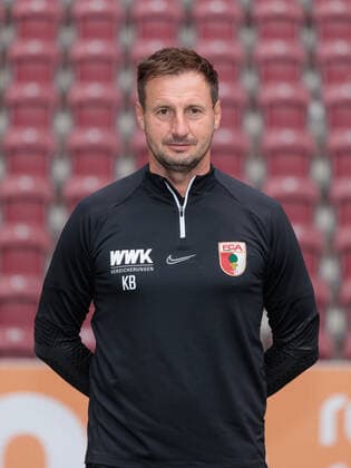 Kristian Barbuscak Goalkeeper coach FC Augsburg 1 BL, Porträttermin 2022 2023,