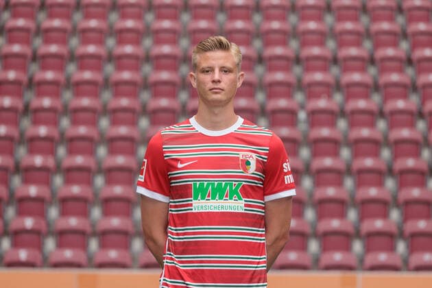 Frederik Winther FC Augsburg 1 BL, Porträttermin 2022 2023,