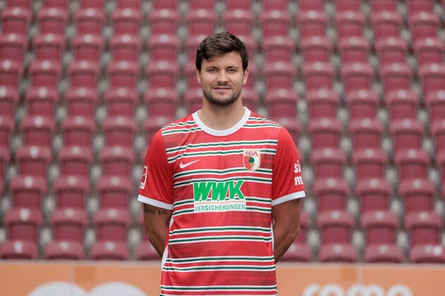 Tobias Strobl FC Augsburg 1 BL, Porträttermin 2022 2023,