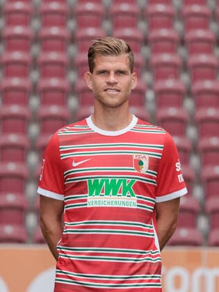 Florian Niederlechner FC Augsburg 1 BL, Porträttermin 2022 2023,