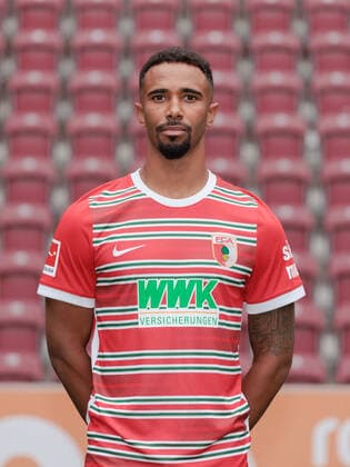 Noah Sarenren Bazee FC Augsburg 1 BL, Porträttermin 2022 2023,